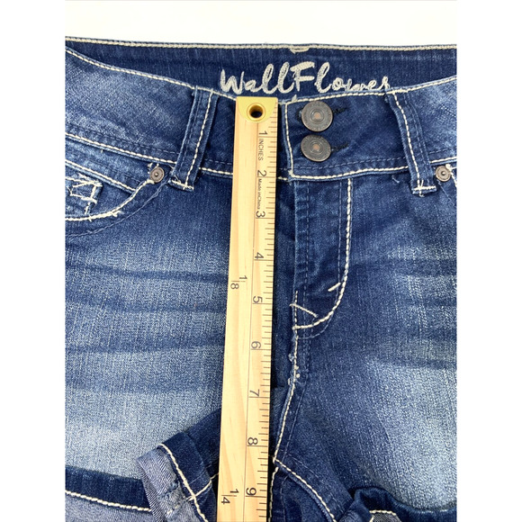 Wallflower Denim Shorts Junior 5 Blue Jean 2.5" Inseam Roll Up Flap Back Pockets - Picture 7 of 9